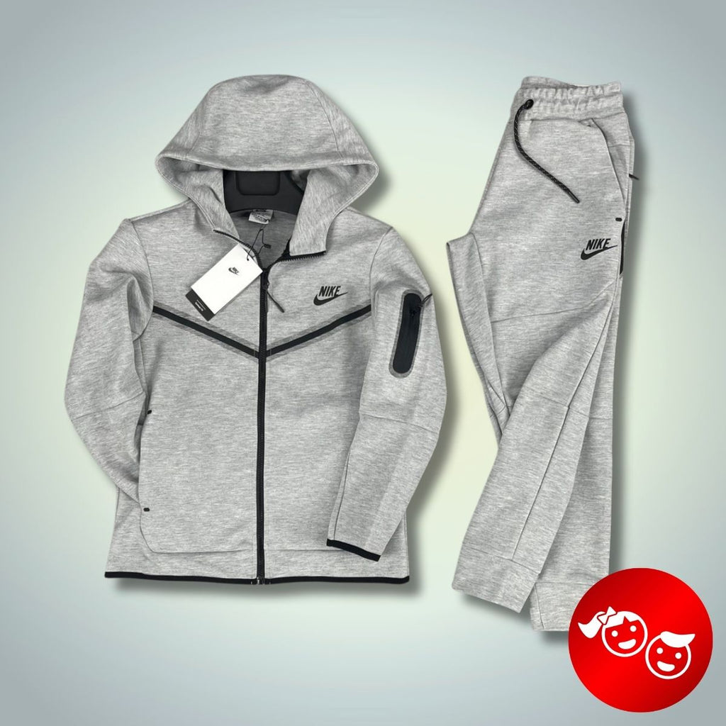 Nike Tech Fleece gyerek tréningruha, klasszikus szürke. Prémium minőség