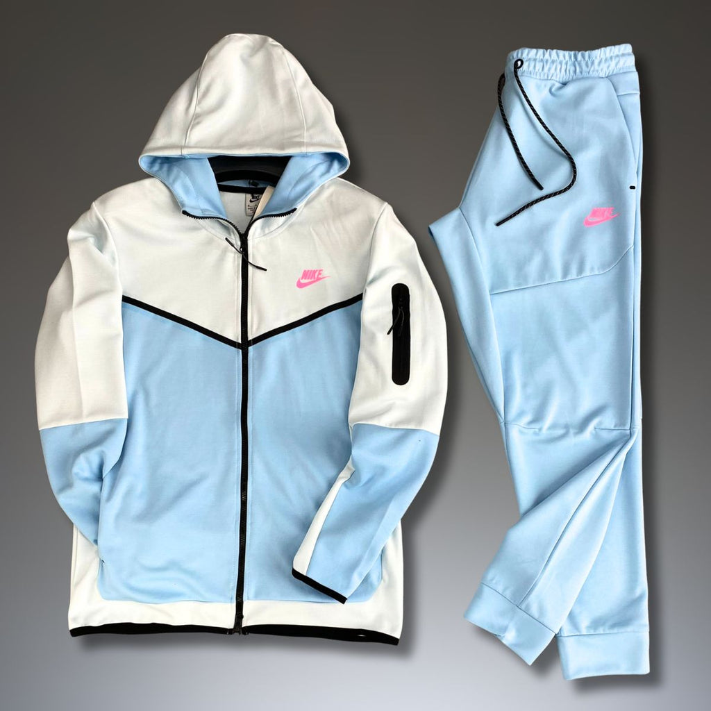 Nike Tech Fleece férfi tréningruha fehér és babakék színben. Prémium minőség
