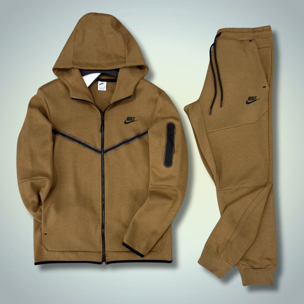 Nike Tech Fleece férfi tréningruha, barna. Prémium minőség