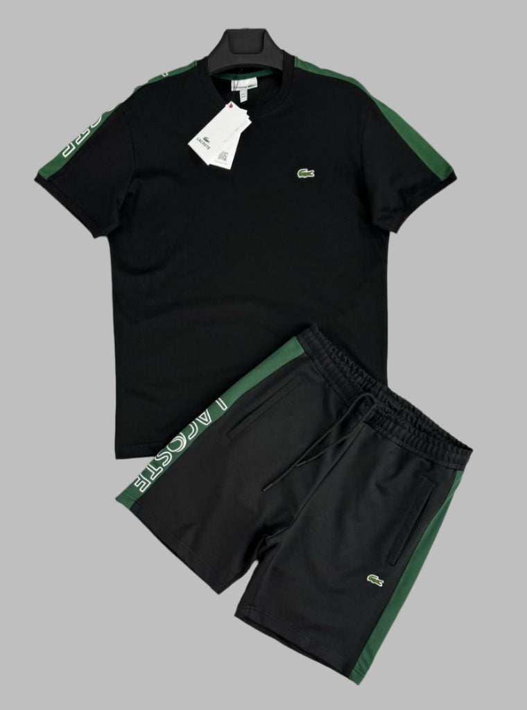 Lacoste férfi szett, fekete, zöld oldalcsíkokkal