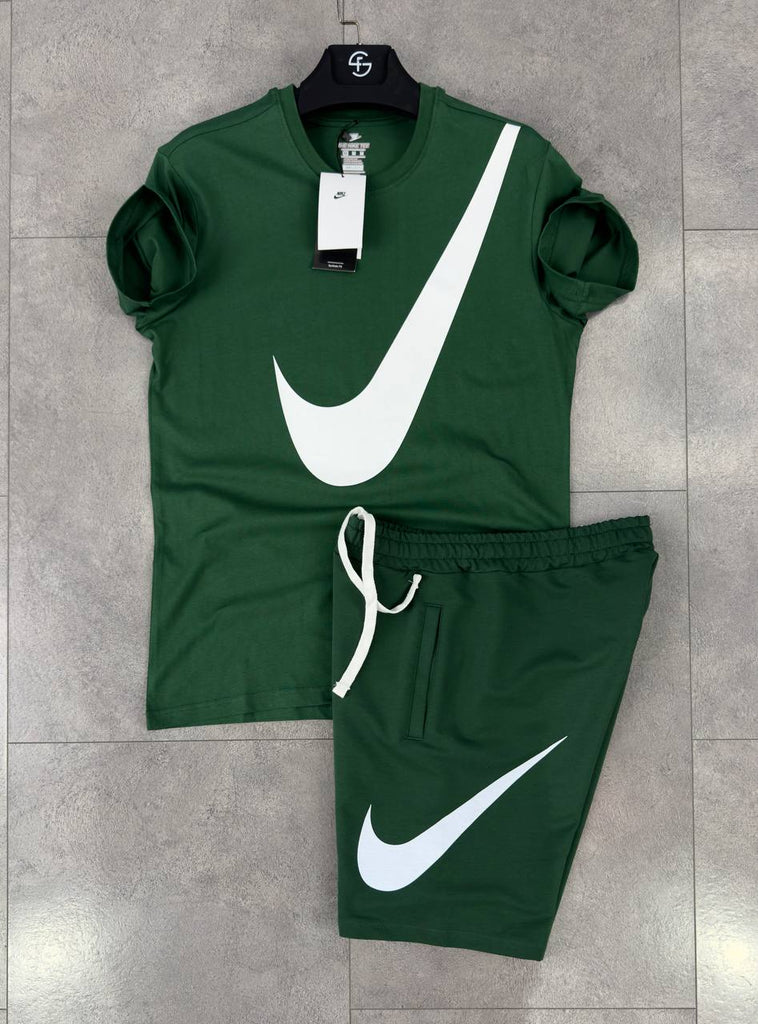 Férfi Nike szett, pólóval és rövidnadrággal zöld. Prémium minőség.