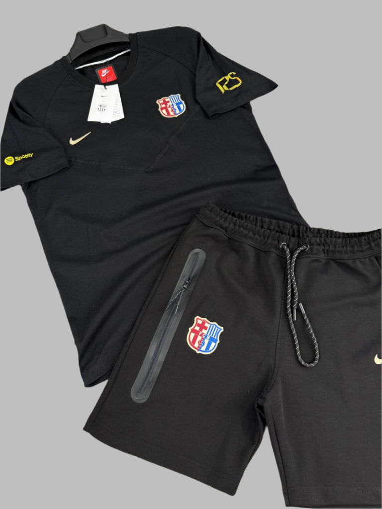Férfi Nike ruházat - fekete, Barcelona emblémával