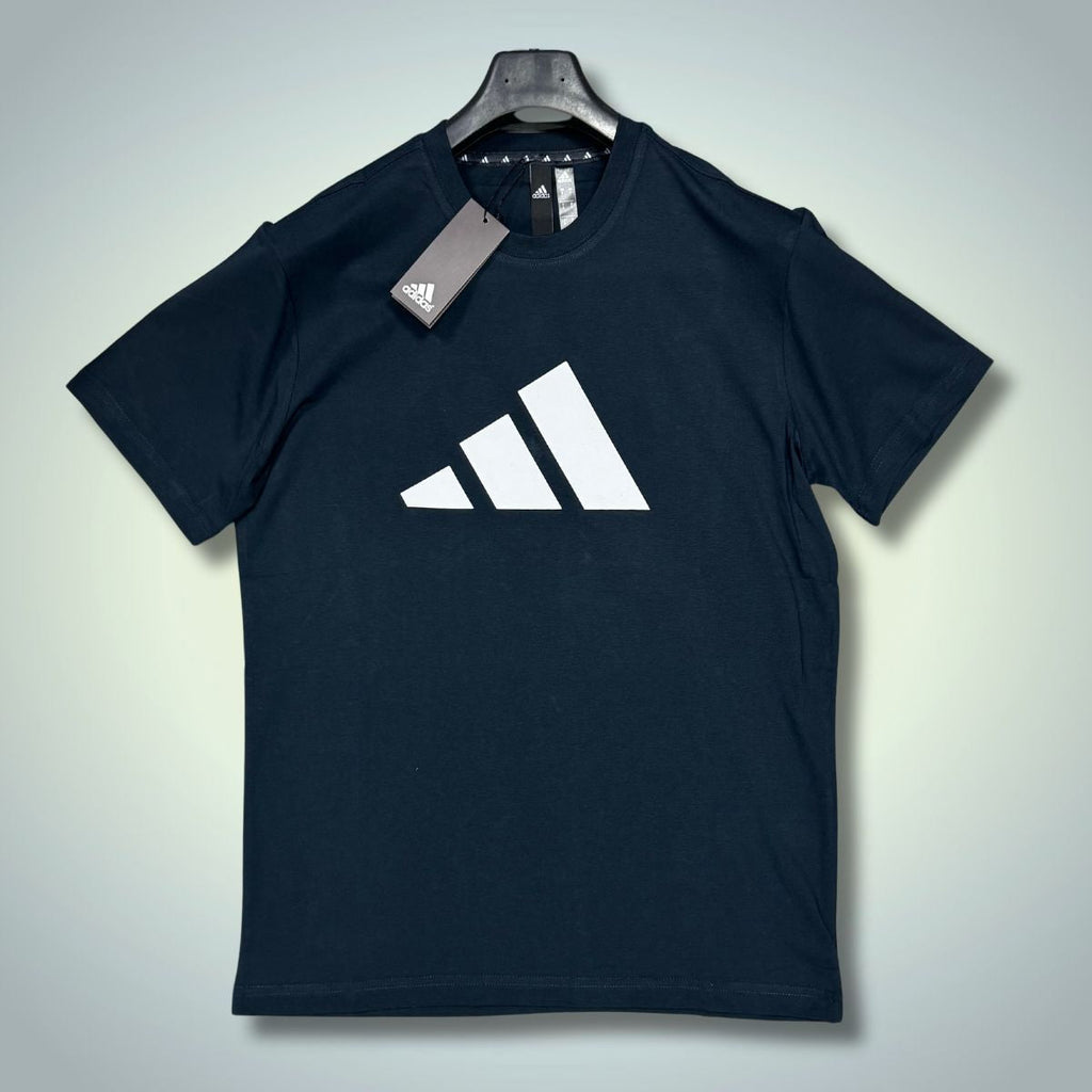 Adidas férfi póló, sötétkék, fehér logóval. Prémium minőség