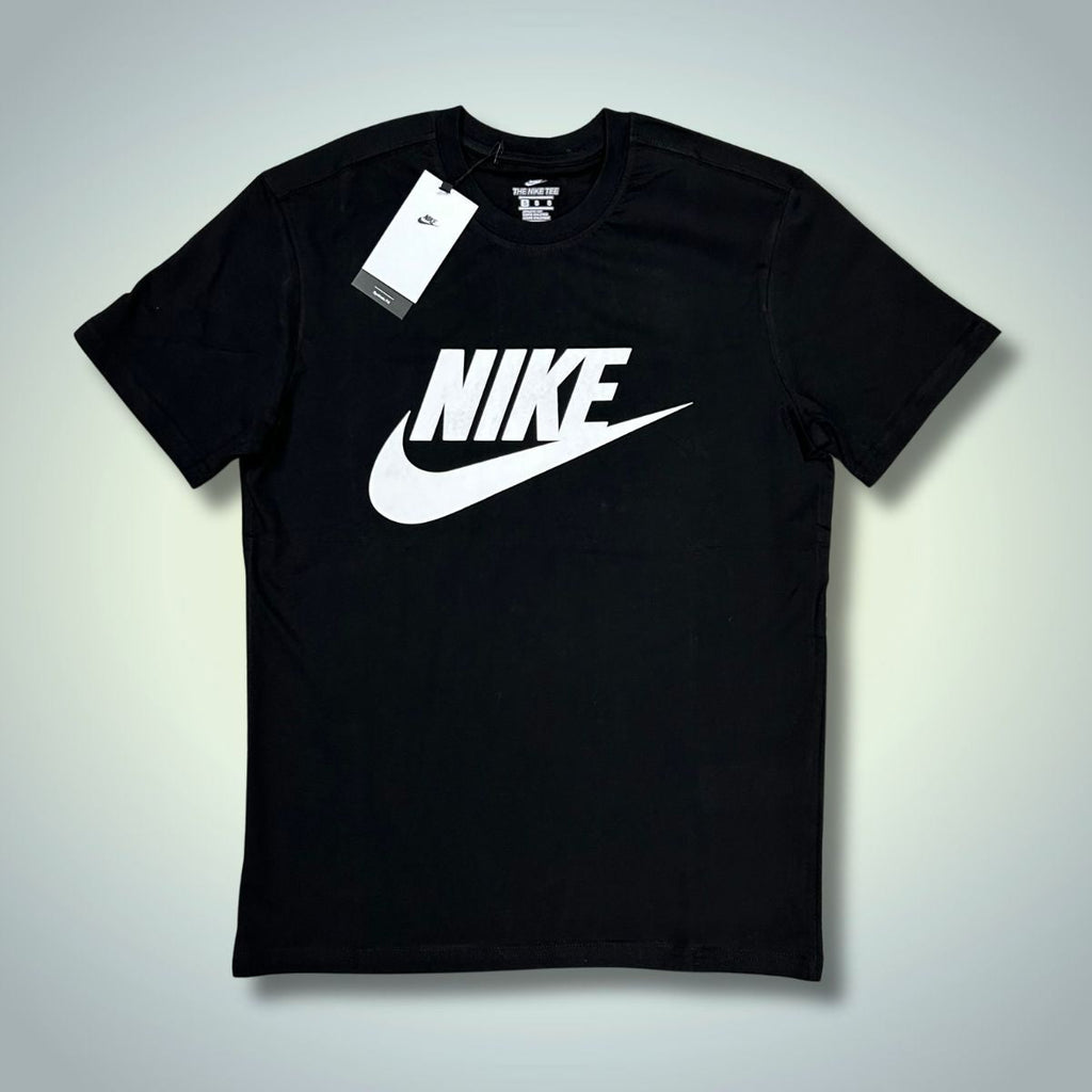 Nike férfi póló, fekete, nagy fehér logóval. Prémium minőség