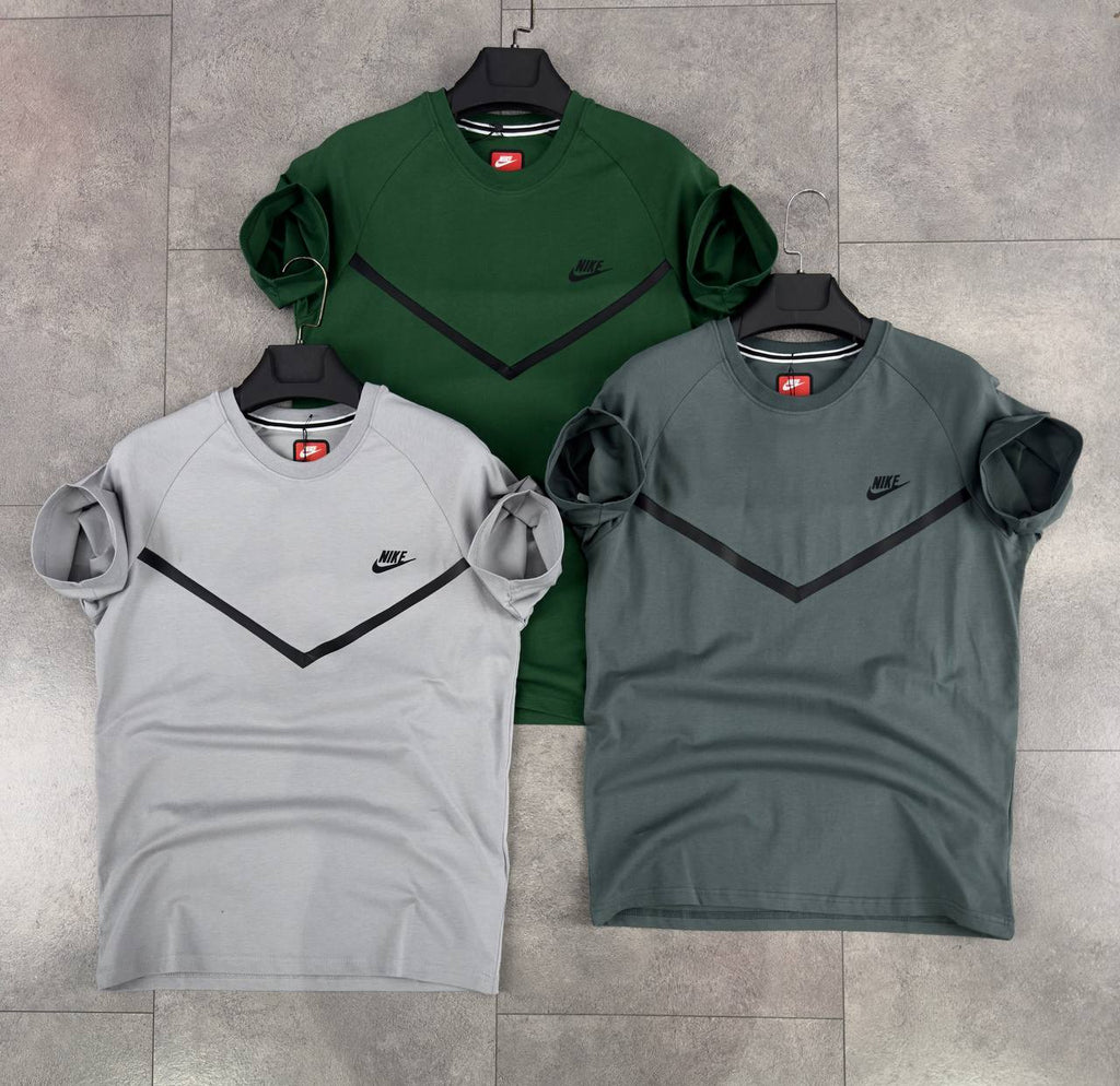 Férfi Nike Tech Fleece póló, zöld színben. Prémium minőség