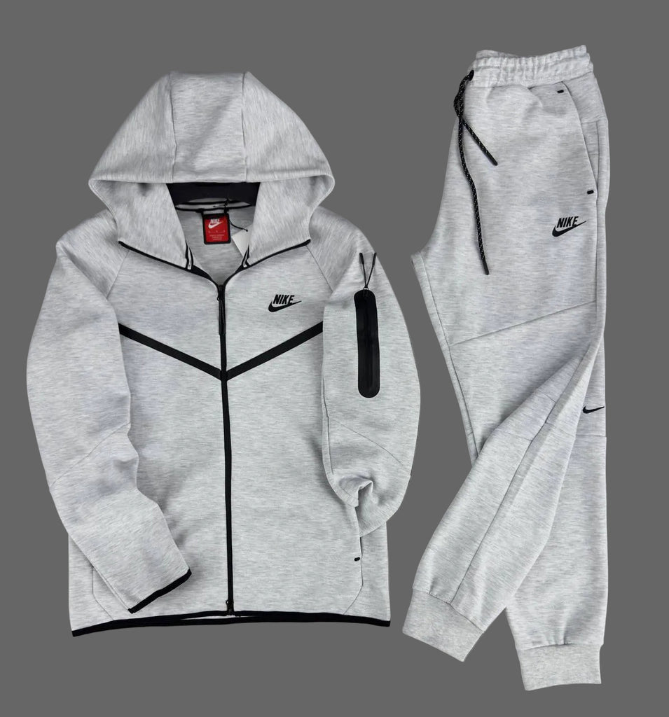 Férfi Nike Tech Fleece sportkomplett, világos klasszikus szürke. 2024-es modell. Prémium minőség.