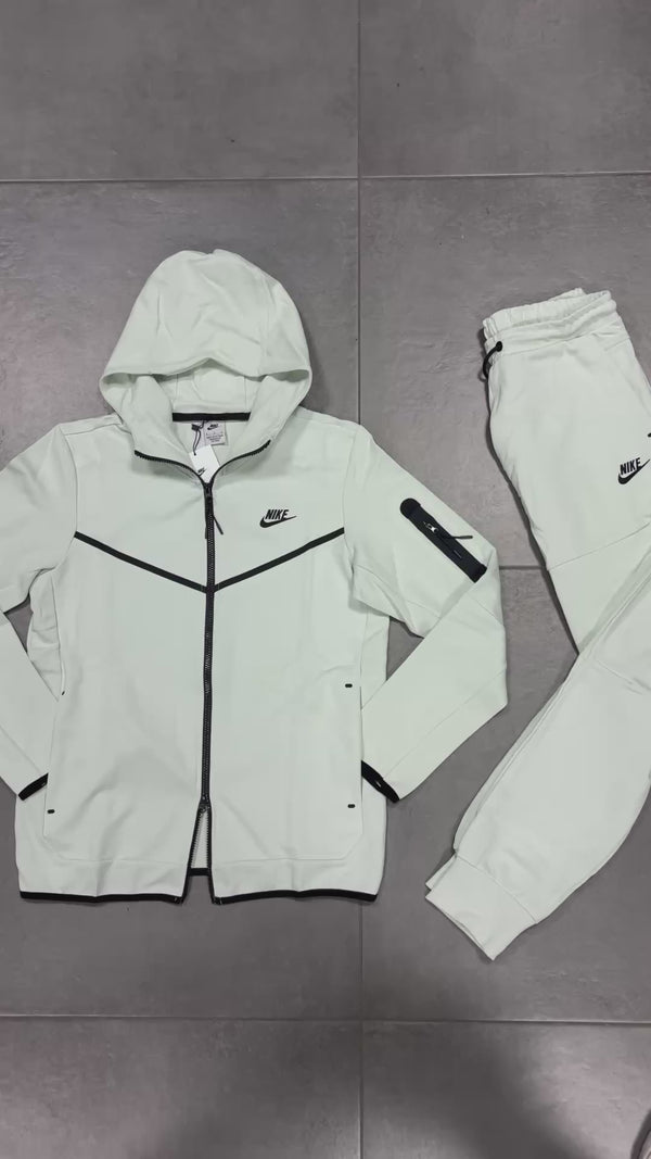 Nike Tech Fleece férfi tréningruha, törtfehér. Prémium minőség