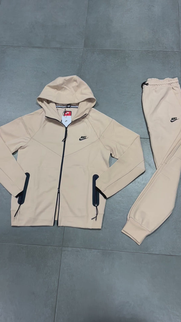 Nike Tech Fleece férfi tréningruha, bézs. 2023-as modell. Prémium minőség