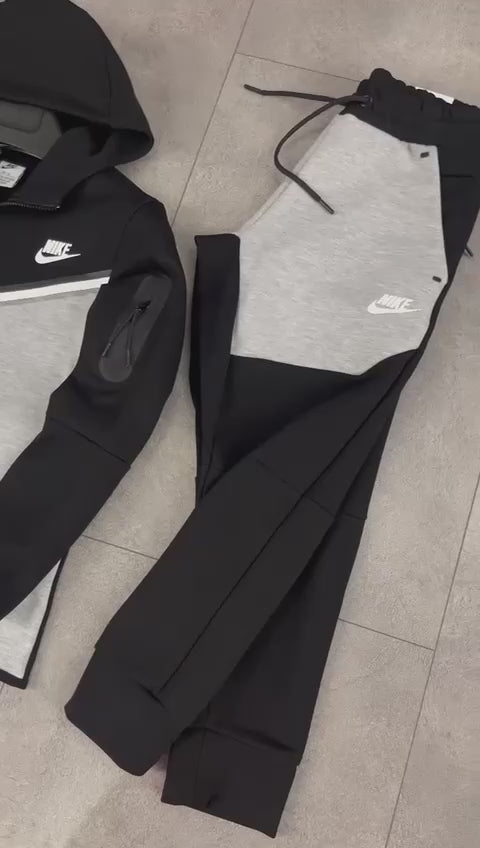 Nike Tech Fleece gyerek tréningruha, fekete és szürke. Prémium minőség