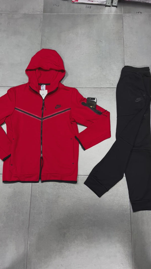 Nike Tech Fleece férfi tréningruha, piros és fekete. Prémium minőség