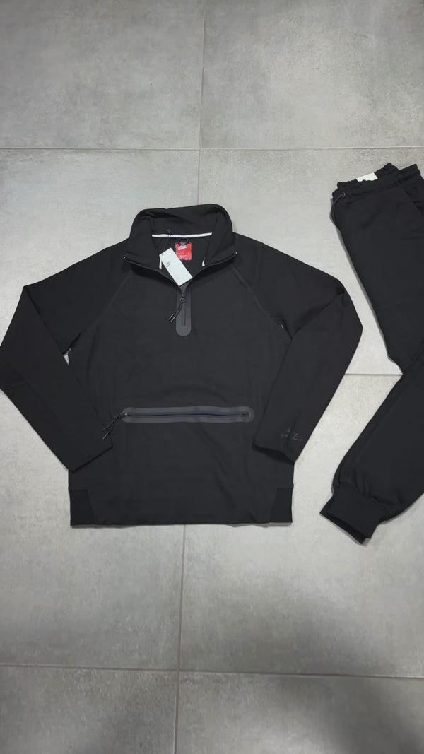 Nike Tech Fleece férfi tréningruha, elülső zsebbel, fekete. 2024-es modell. Prémium minőség