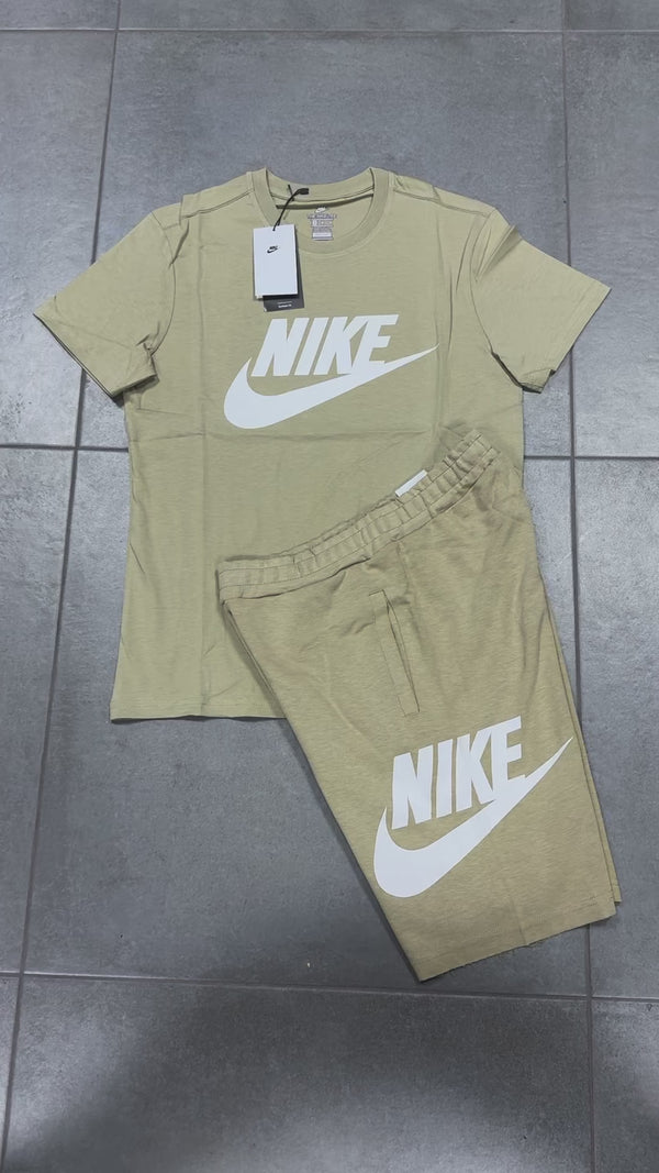 Nike férfi szett rövidnadrággal, Olíva zöld. Factory outlet