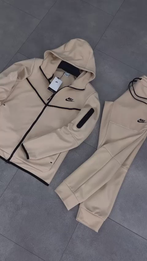 Nike Tech Fleece férfi tréningruha, bézs. Prémium minőség