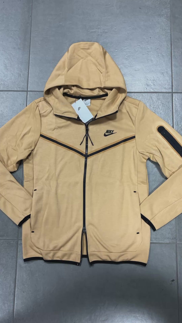 Nike Tech Fleece férfi pulóver, camel. Prémium minőség